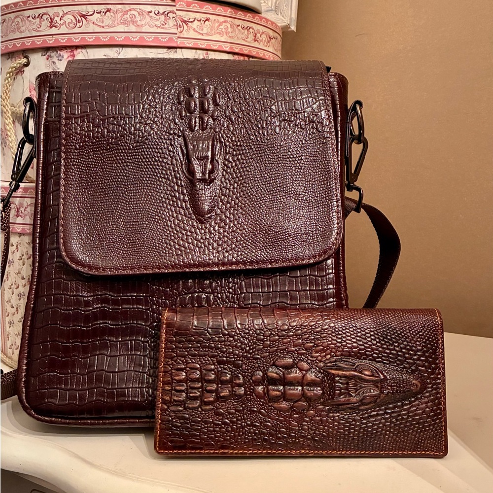 Fun 🐊 Crocodile Brown Pattern Men's or Women’s Bag and Wallet New wo tags